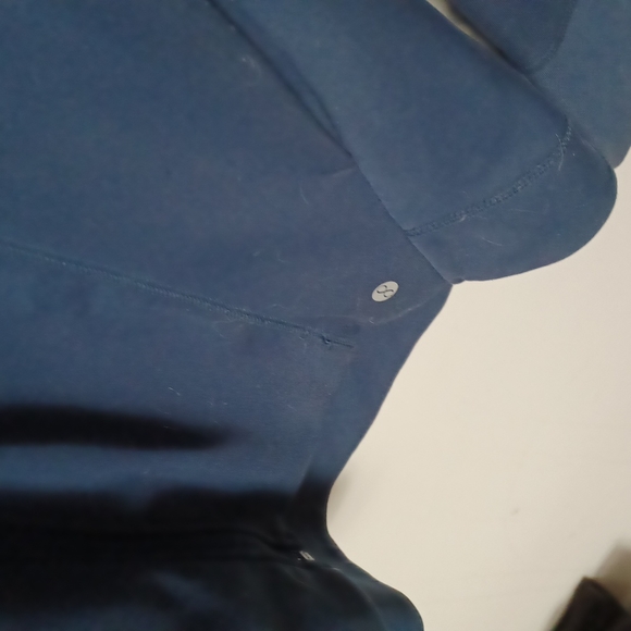 LAYERS..beautiful heavy polyester jacket. Slitted pockets. - Picture 4 of 5